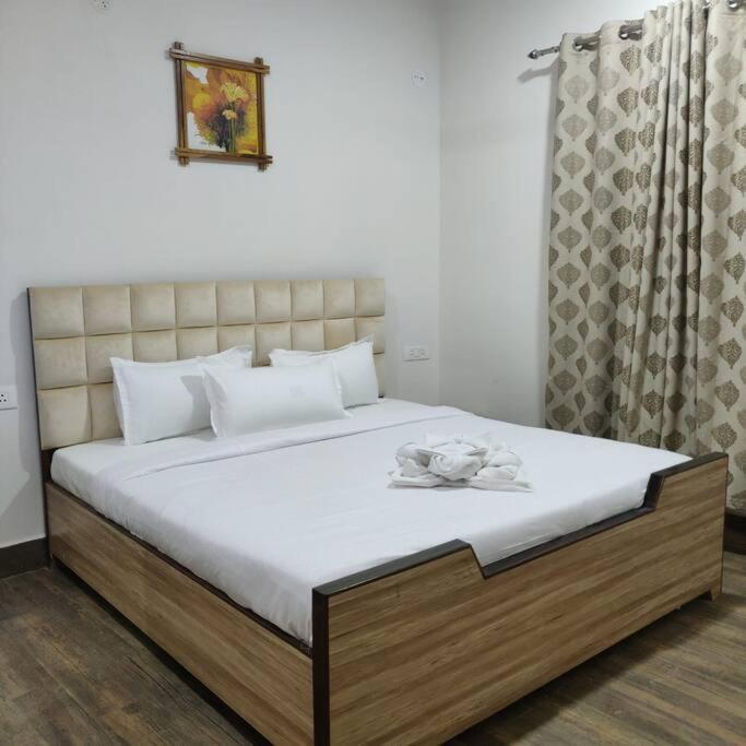 Kivi'S Kozy 2Bhk Luxurious Apartment Goa By Leela Homes Arpora Bagian luar foto